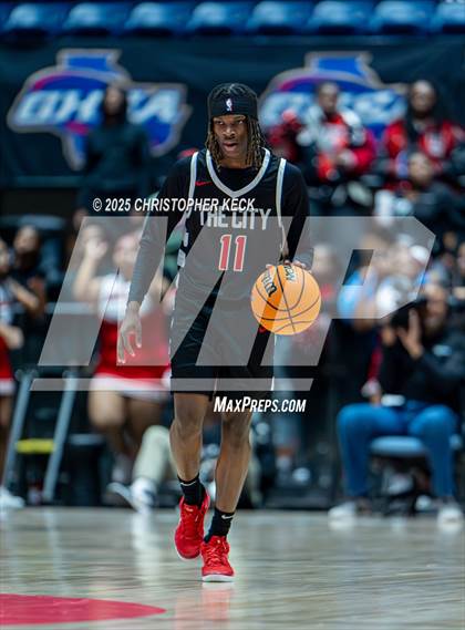 Thumbnail 3 in WOODWARD ACADEMY vs. TRI-CITIES (GHSA 5A FINALS) photogallery.