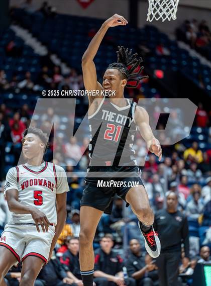 Thumbnail 3 in WOODWARD ACADEMY vs. TRI-CITIES (GHSA 5A FINALS) photogallery.