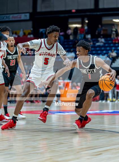 Thumbnail 1 in WOODWARD ACADEMY vs. TRI-CITIES (GHSA 5A FINALS) photogallery.