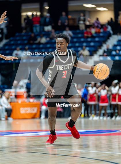 Thumbnail 3 in WOODWARD ACADEMY vs. TRI-CITIES (GHSA 5A FINALS) photogallery.