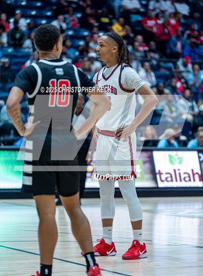 Thumbnail 3 in WOODWARD ACADEMY vs. TRI-CITIES (GHSA 5A FINALS) photogallery.