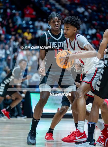 Thumbnail 1 in WOODWARD ACADEMY vs. TRI-CITIES (GHSA 5A FINALS) photogallery.
