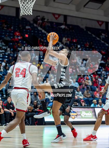 Thumbnail 1 in WOODWARD ACADEMY vs. TRI-CITIES (GHSA 5A FINALS) photogallery.
