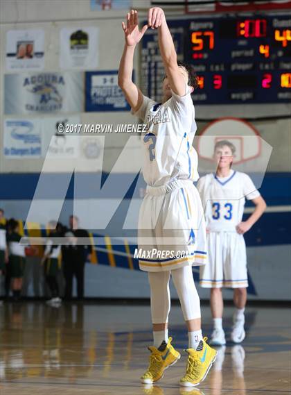 Thumbnail 2 in Agoura vs. Moorpark High photogallery.