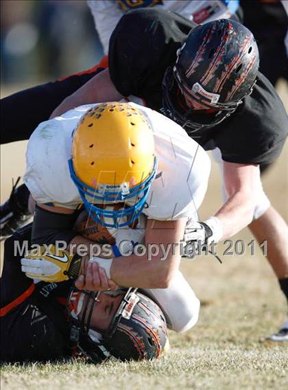 Thumbnail 1 in Florence @ Bennett (CHSAA 2A Quarterfinal) photogallery.