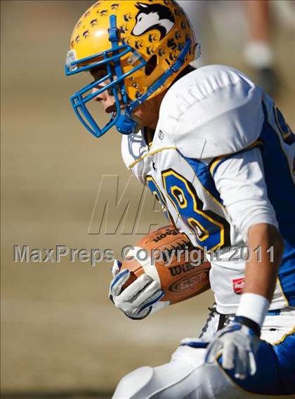 Thumbnail 2 in Florence @ Bennett (CHSAA 2A Quarterfinal) photogallery.