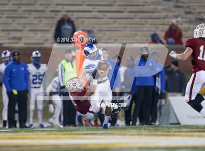 Thumbnail 1 in Ladue Horton Watkins vs. MICDS (MSHSAA Class 4 Show-Me Bowl) photogallery.