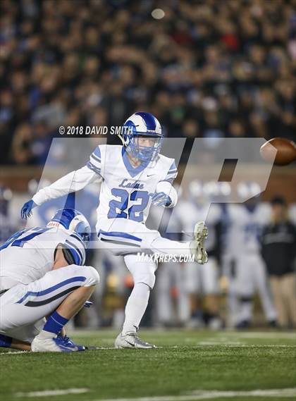 Thumbnail 3 in Ladue Horton Watkins vs. MICDS (MSHSAA Class 4 Show-Me Bowl) photogallery.
