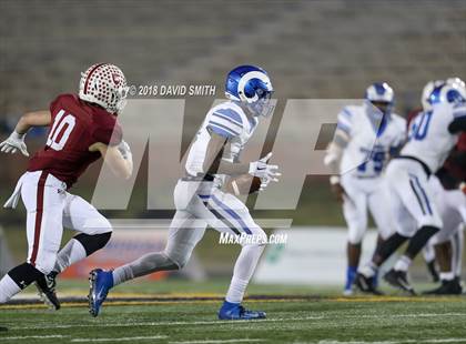 Thumbnail 3 in Ladue Horton Watkins vs. MICDS (MSHSAA Class 4 Show-Me Bowl) photogallery.