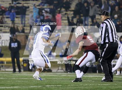 Thumbnail 3 in Ladue Horton Watkins vs. MICDS (MSHSAA Class 4 Show-Me Bowl) photogallery.