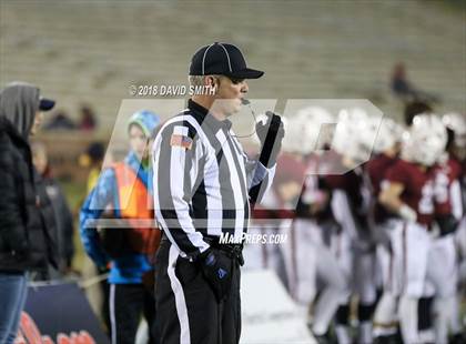 Thumbnail 3 in Ladue Horton Watkins vs. MICDS (MSHSAA Class 4 Show-Me Bowl) photogallery.