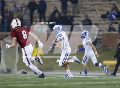 Thumbnail 3 in Ladue Horton Watkins vs. MICDS (MSHSAA Class 4 Show-Me Bowl) photogallery.