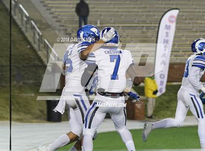 Thumbnail 3 in Ladue Horton Watkins vs. MICDS (MSHSAA Class 4 Show-Me Bowl) photogallery.