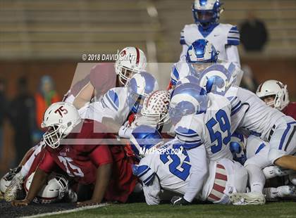Thumbnail 1 in Ladue Horton Watkins vs. MICDS (MSHSAA Class 4 Show-Me Bowl) photogallery.