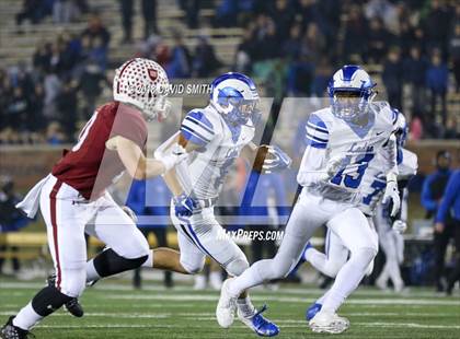 Thumbnail 1 in Ladue Horton Watkins vs. MICDS (MSHSAA Class 4 Show-Me Bowl) photogallery.