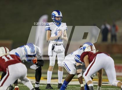 Thumbnail 1 in Ladue Horton Watkins vs. MICDS (MSHSAA Class 4 Show-Me Bowl) photogallery.