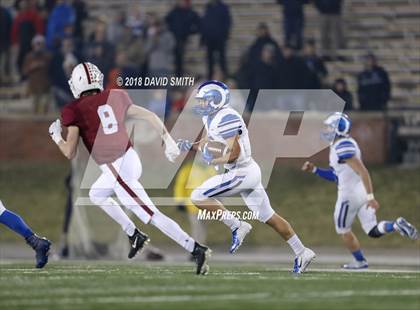 Thumbnail 1 in Ladue Horton Watkins vs. MICDS (MSHSAA Class 4 Show-Me Bowl) photogallery.