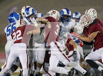 Thumbnail 3 in Ladue Horton Watkins vs. MICDS (MSHSAA Class 4 Show-Me Bowl) photogallery.