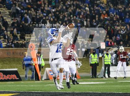 Thumbnail 1 in Ladue Horton Watkins vs. MICDS (MSHSAA Class 4 Show-Me Bowl) photogallery.