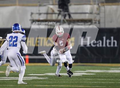 Thumbnail 3 in Ladue Horton Watkins vs. MICDS (MSHSAA Class 4 Show-Me Bowl) photogallery.
