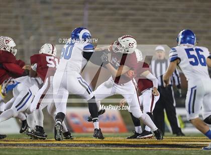 Thumbnail 1 in Ladue Horton Watkins vs. MICDS (MSHSAA Class 4 Show-Me Bowl) photogallery.