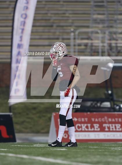 Thumbnail 2 in Ladue Horton Watkins vs. MICDS (MSHSAA Class 4 Show-Me Bowl) photogallery.