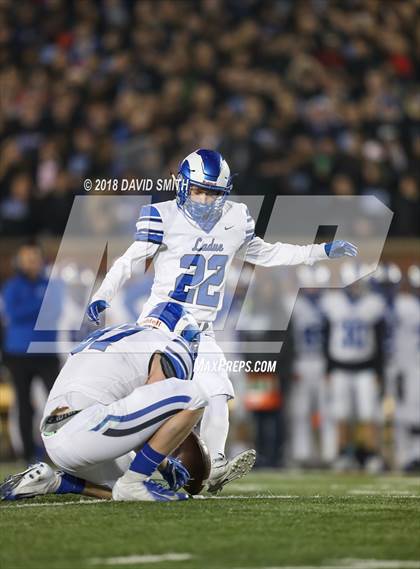 Thumbnail 1 in Ladue Horton Watkins vs. MICDS (MSHSAA Class 4 Show-Me Bowl) photogallery.