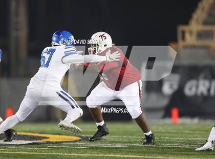 Thumbnail 3 in Ladue Horton Watkins vs. MICDS (MSHSAA Class 4 Show-Me Bowl) photogallery.