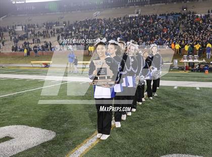 Thumbnail 1 in Ladue Horton Watkins vs. MICDS (MSHSAA Class 4 Show-Me Bowl) photogallery.