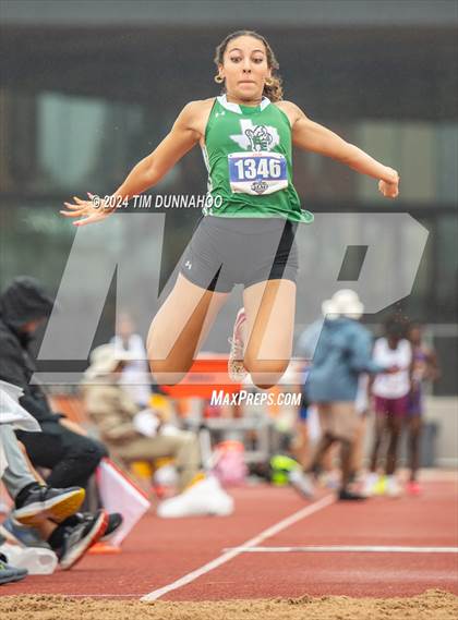 Thumbnail 1 in UIL Girls Track & Field Finals (Day 2) photogallery.