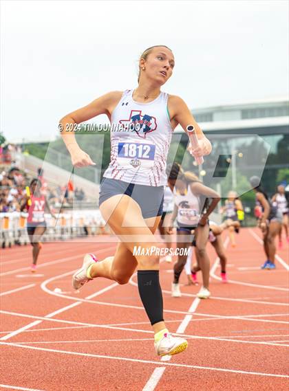 Thumbnail 3 in UIL Girls Track & Field Finals (Day 2) photogallery.