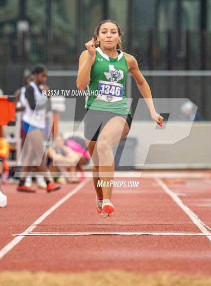 Thumbnail 3 in UIL Girls Track & Field Finals (Day 2) photogallery.
