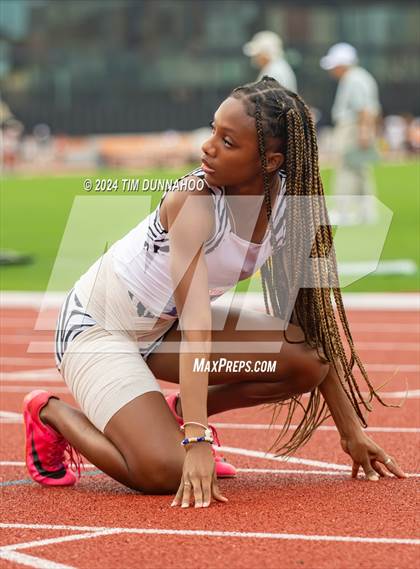 Thumbnail 2 in UIL Girls Track & Field Finals (Day 2) photogallery.