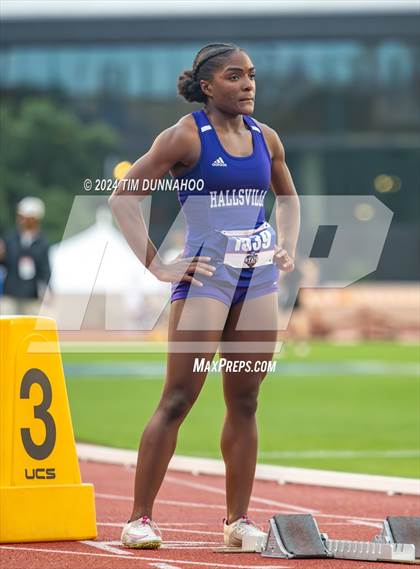 Thumbnail 2 in UIL Girls Track & Field Finals (Day 2) photogallery.