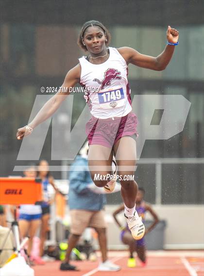 Thumbnail 3 in UIL Girls Track & Field Finals (Day 2) photogallery.