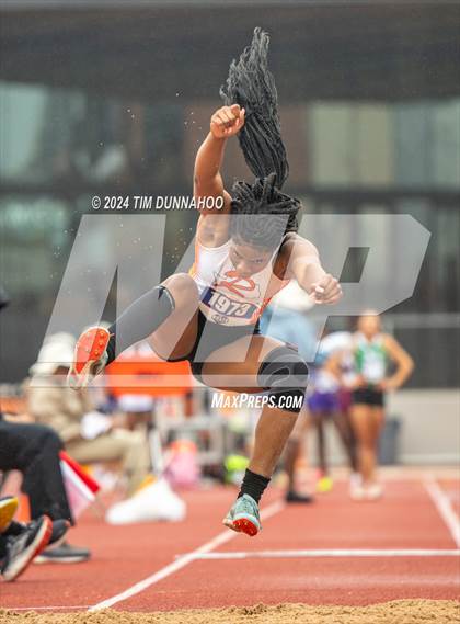 Thumbnail 3 in UIL Girls Track & Field Finals (Day 2) photogallery.