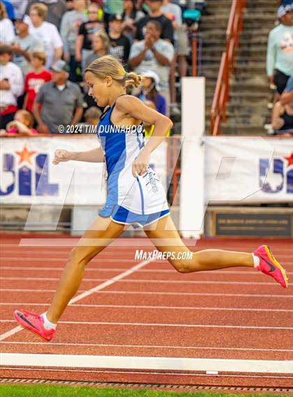 Thumbnail 2 in UIL Girls Track & Field Finals (Day 2) photogallery.