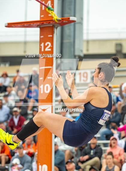 Thumbnail 2 in UIL Girls Track & Field Finals (Day 2) photogallery.