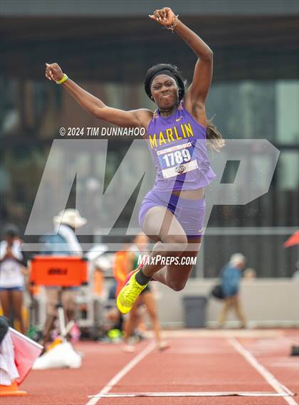 Thumbnail 1 in UIL Girls Track & Field Finals (Day 2) photogallery.