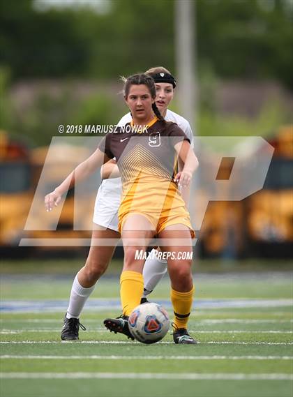 Thumbnail 2 in Utica Eisenhower @ Adams (MHSAA District Final) photogallery.