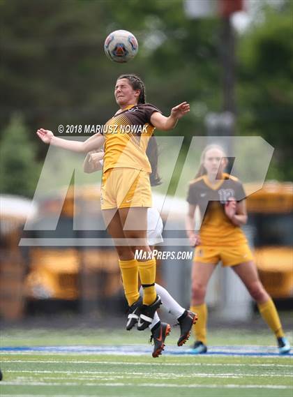 Thumbnail 3 in Utica Eisenhower @ Adams (MHSAA District Final) photogallery.
