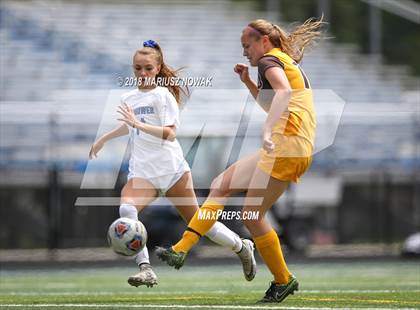 Thumbnail 1 in Utica Eisenhower @ Adams (MHSAA District Final) photogallery.