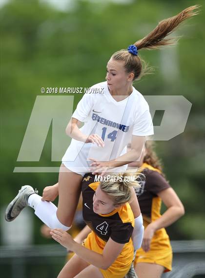 Thumbnail 3 in Utica Eisenhower @ Adams (MHSAA District Final) photogallery.