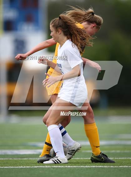 Thumbnail 2 in Utica Eisenhower @ Adams (MHSAA District Final) photogallery.