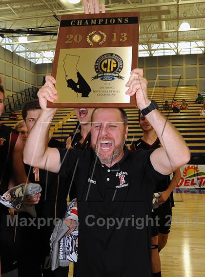 Thumbnail 3 in Esperanza vs. Santa Barbara (CIF SS D2 Final) photogallery.