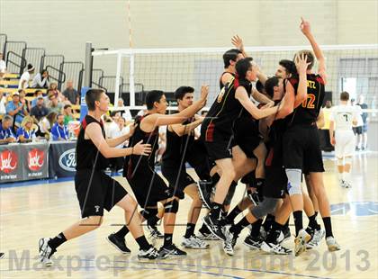 Thumbnail 3 in Esperanza vs. Santa Barbara (CIF SS D2 Final) photogallery.