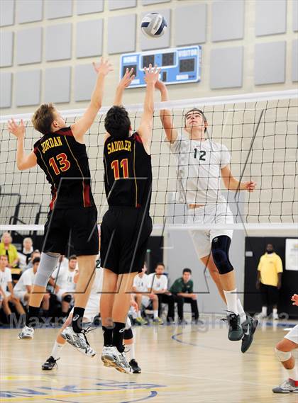 Thumbnail 2 in Esperanza vs. Santa Barbara (CIF SS D2 Final) photogallery.