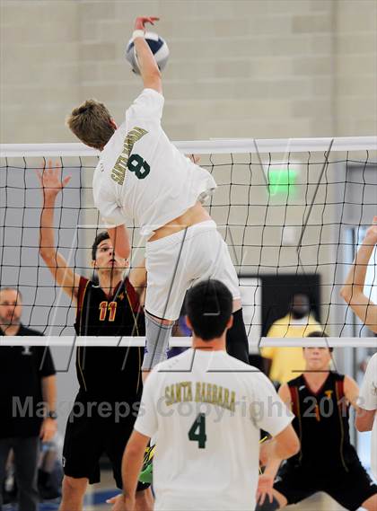 Thumbnail 2 in Esperanza vs. Santa Barbara (CIF SS D2 Final) photogallery.