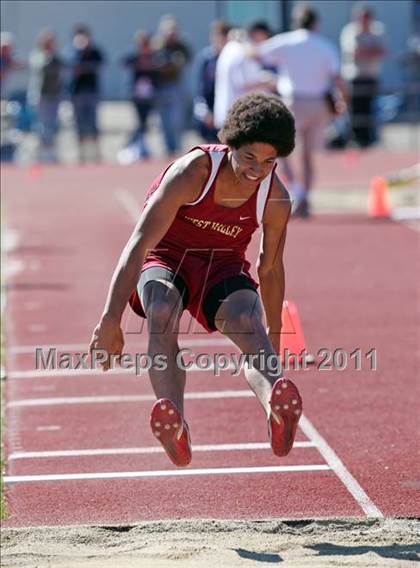 Thumbnail 1 in Enterprise Hornet Invite (Boys/Girls Triple Jump) photogallery.