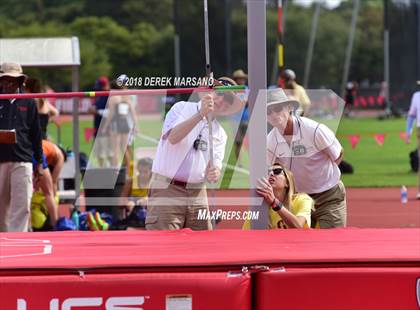 Thumbnail 1 in Stanford Invitational (Girls High Jump) photogallery.